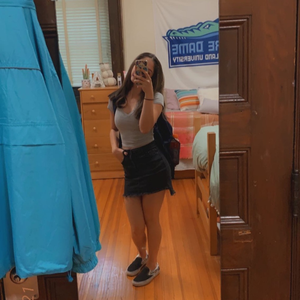 Meet your Posher, Candace